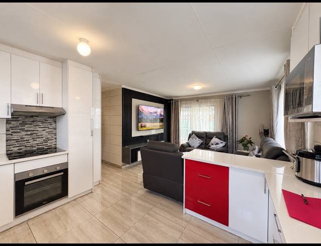 3 BEDROOM HOUSE FOR SALE IN WINDMILL PARK